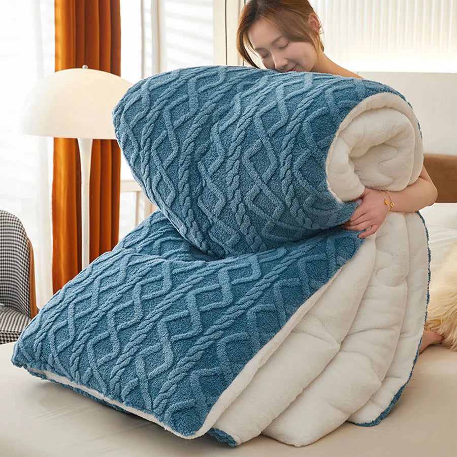 Super Thick Winter Blanket – Lamb Cashmere Weighted Quilt