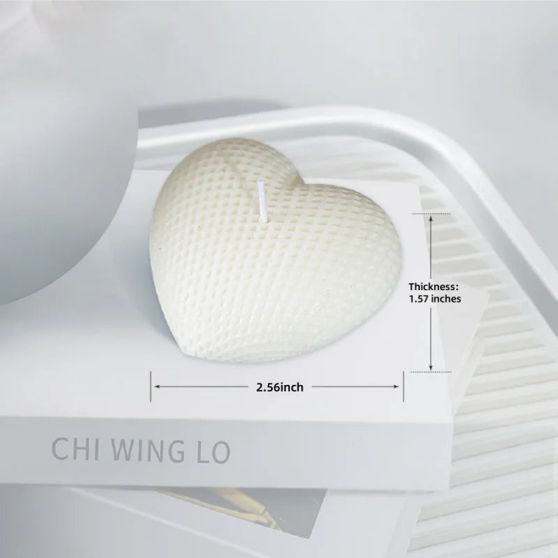 Large Ribbed Soy Wax Candle – Decorative Aromatherapy Pillar