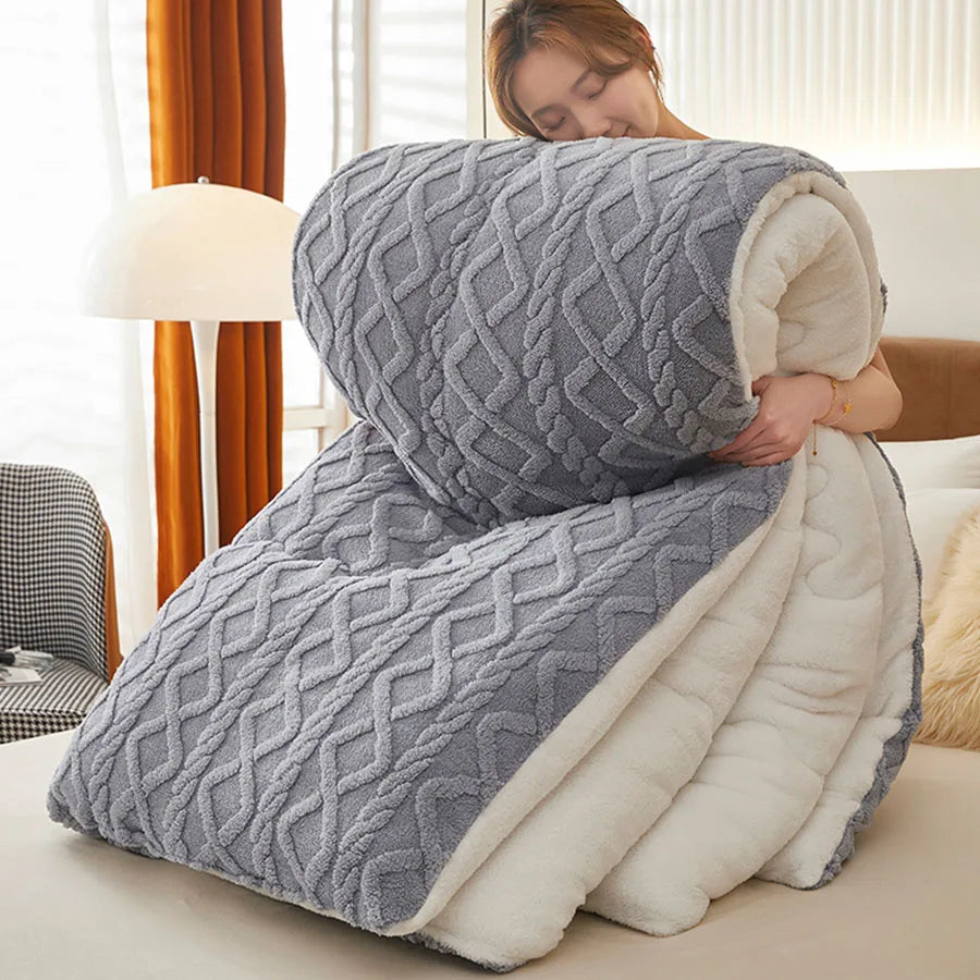 Super Thick Winter Blanket – Lamb Cashmere Weighted Quilt