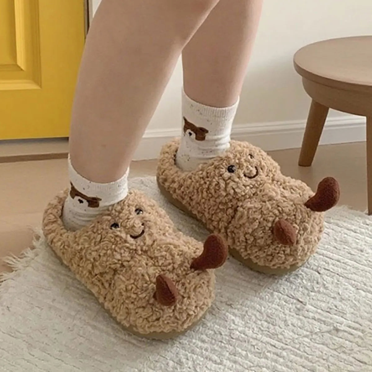 Peanut-Shaped Plush Cotton Slippers – Women’s Indoor Winter