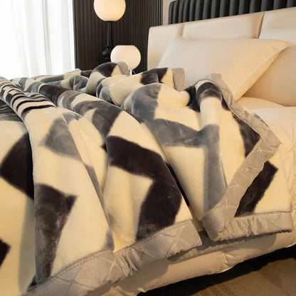 Weighted Raschel Plush Blanket – Thick & Warm (1PC)