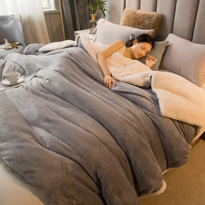 Wool Throw Blanket – Double-Sided Winter Bedspread