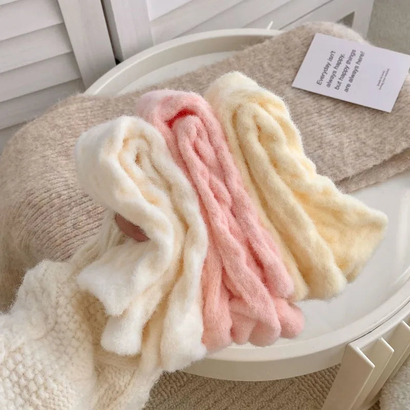 10 Pairs Women’s Plush Fried Dough Twist Socks – Autumn & Winter